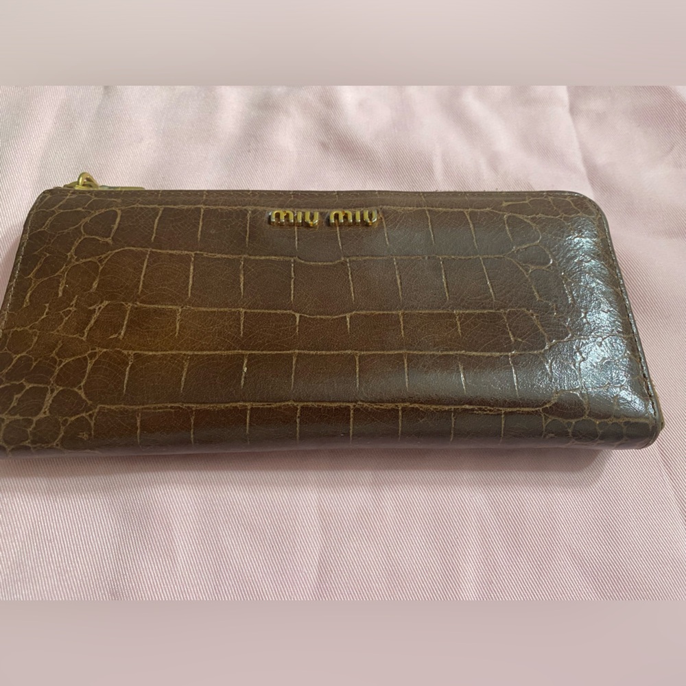 Miu Miu leather wallet